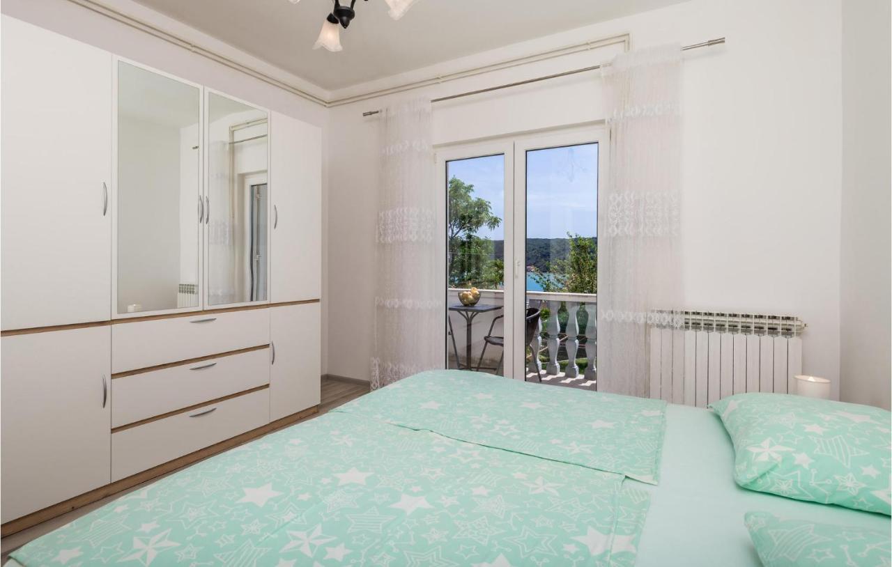 1 Bedroom Amazing Apartment In Kampor Εξωτερικό φωτογραφία